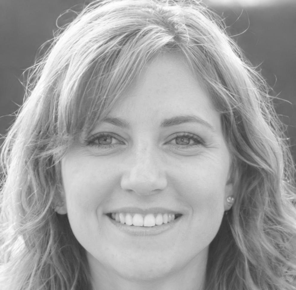 Portret instructor Elena Stoica